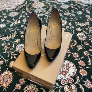 CHRISTIAN LOUBOUTIN RED BOTTOMS